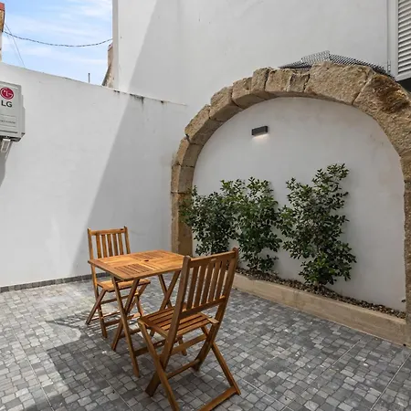 Apartment 131 - Casa Do Arco 1 *